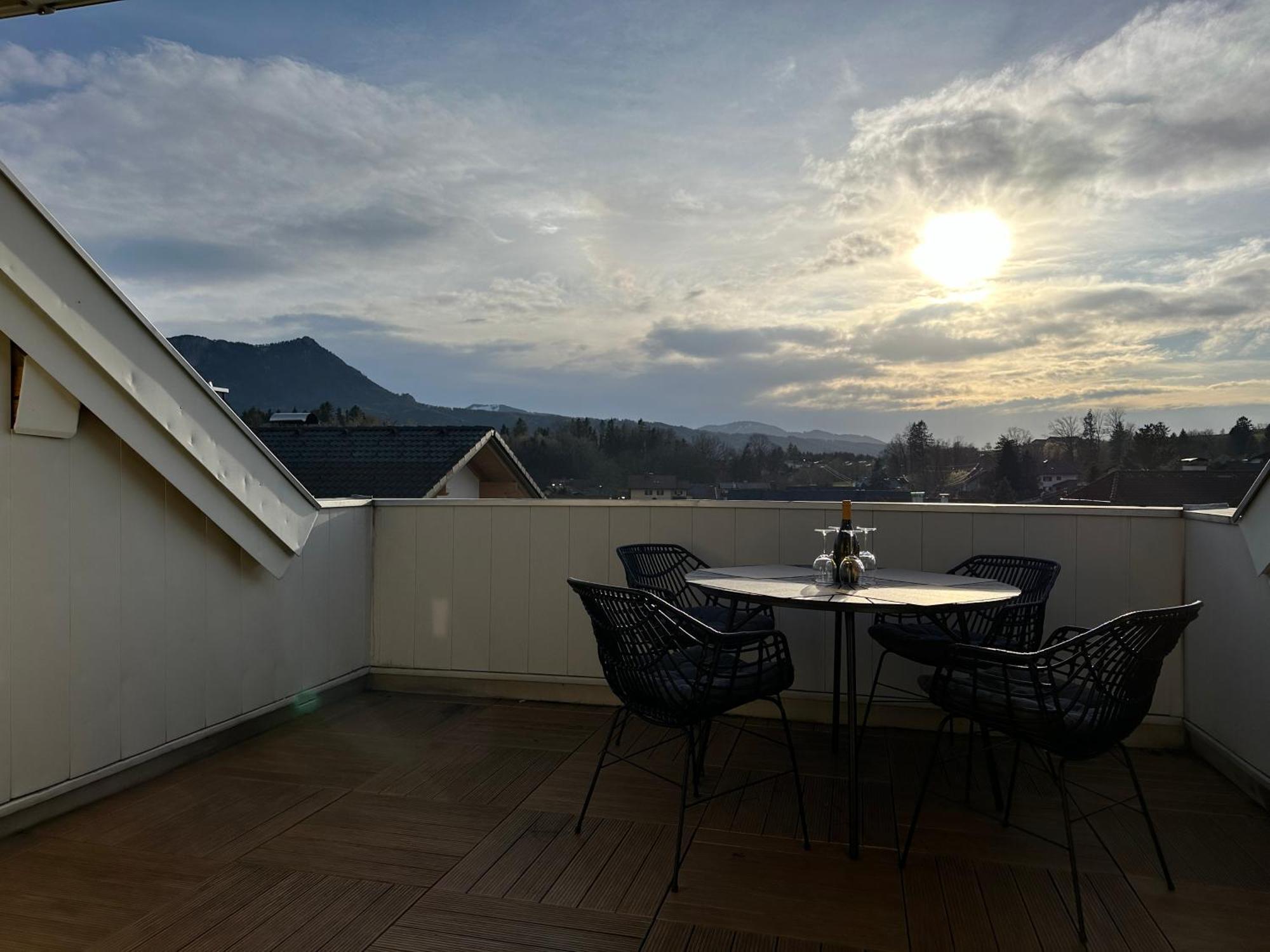 17Er Apartment Mit Sauna Und Privater Garage Mondsee Exterior foto